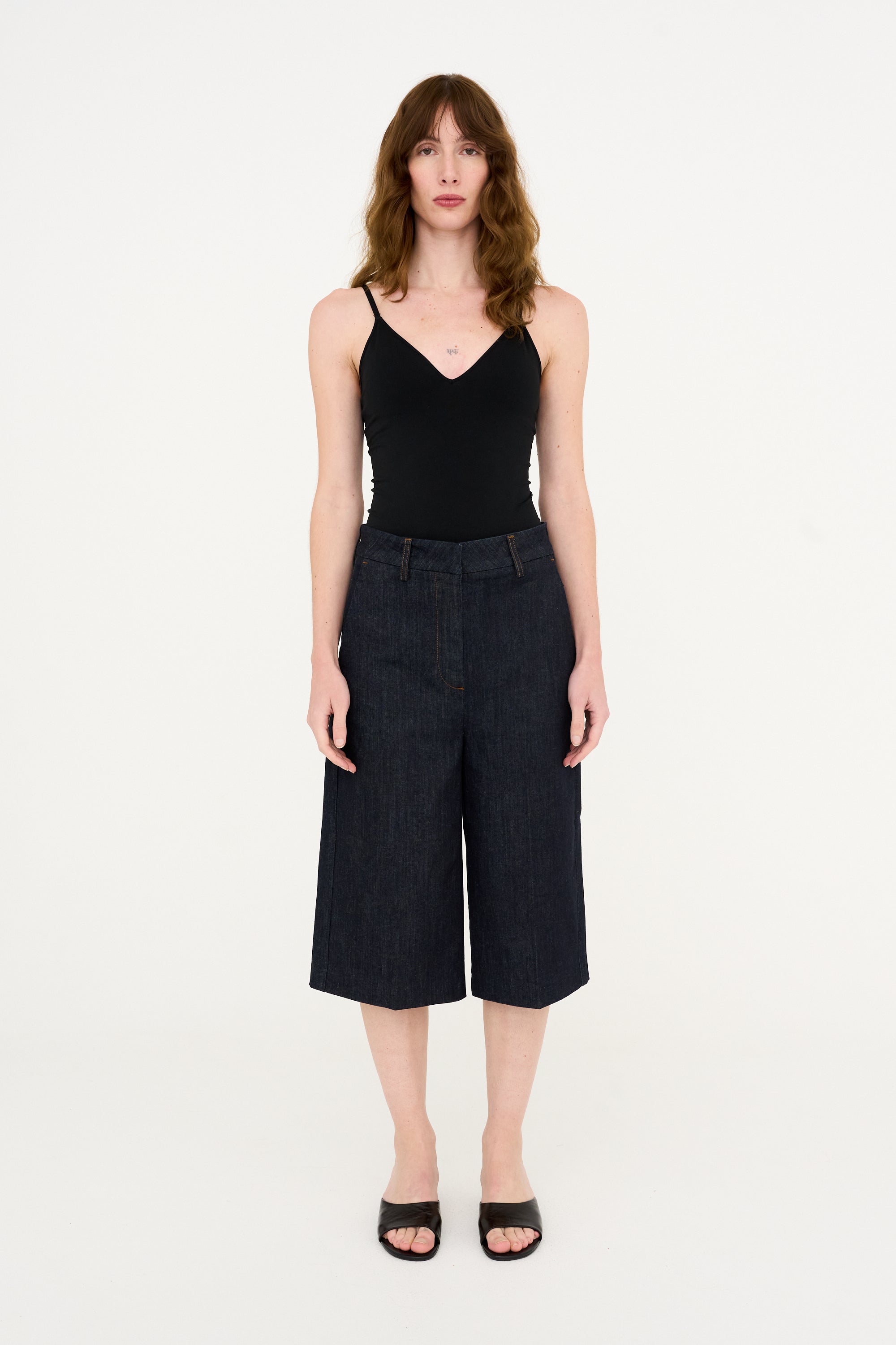 TRW-Ellen Bermuda Shorts Wash Indigo Rinse – Tomorrow Denim